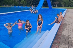 37553228-8769-4465-884d-72c1b2e83364