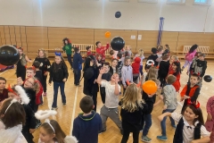 dd13cba9-341c-49a2-baa9-ea9b472ddcd5