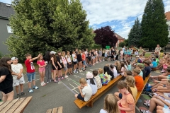 f300b572-2d29-412d-8415-d80c30f2843b