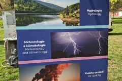 e88bc1b7-0152-4c47-93d2-500298e1e5b8