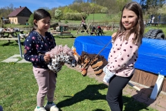 38298216-2c51-462b-9c00-7712c9b4ed57